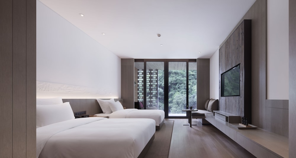 ALILA YANGSHUO 25/65