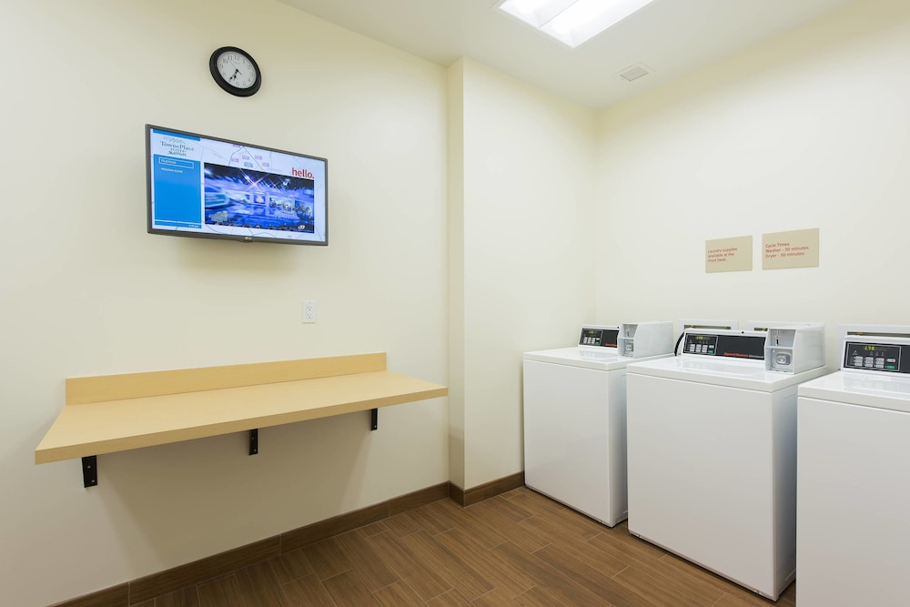 Towneplace Suites Champaign Urbana Campustown 7/48