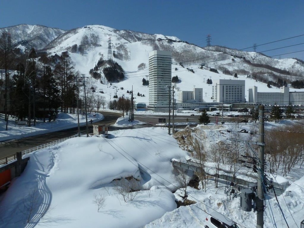 Ouji Pension Naeba 17/18