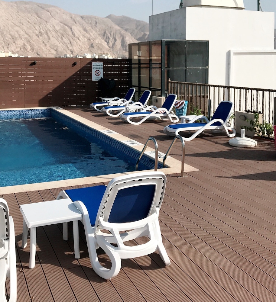 Grand Tourist Hotel 46/50