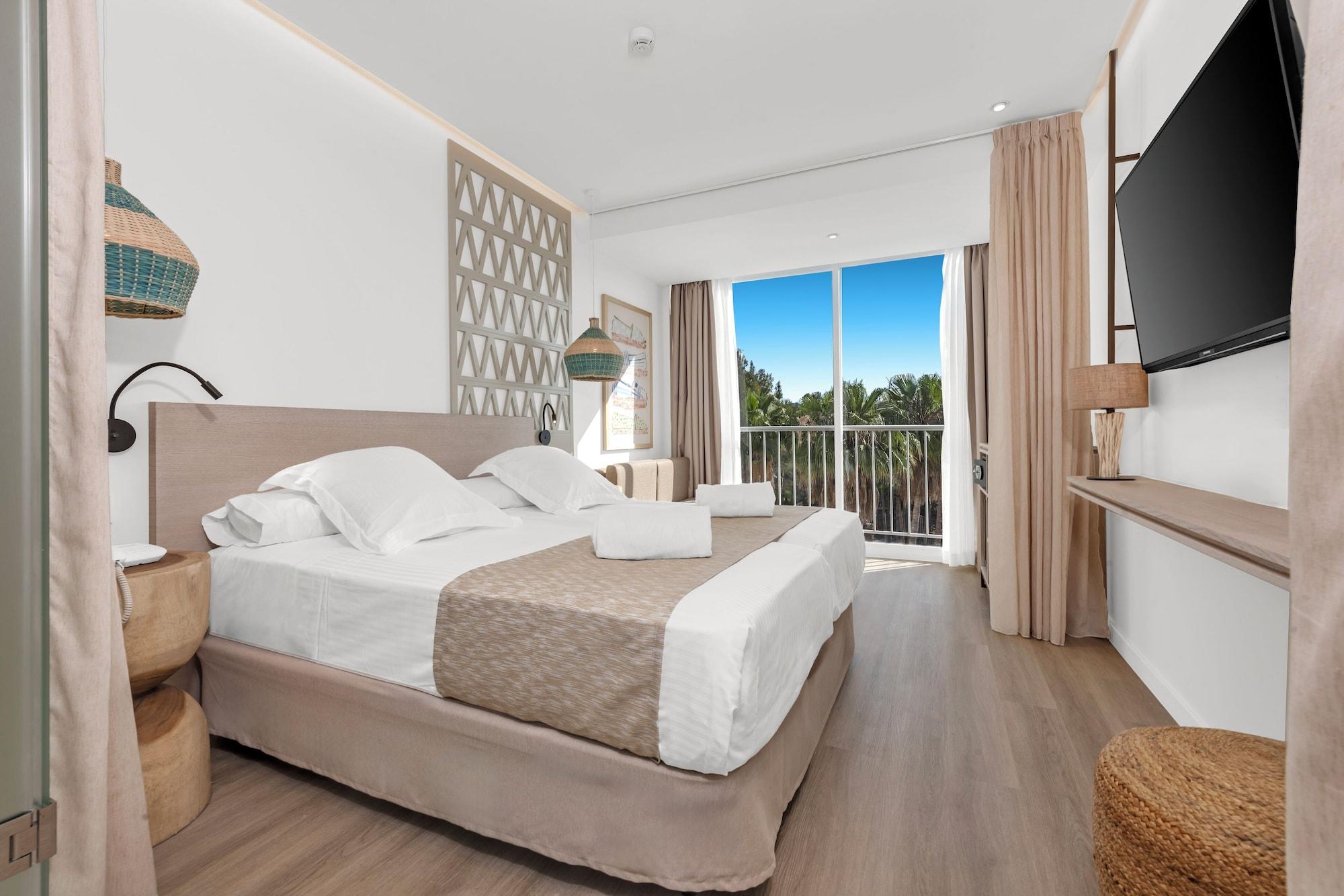 Gold, Double Bed, No Balcony