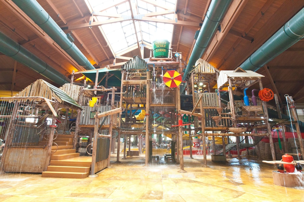 Great Wolf Lodge Kansas City 59/77