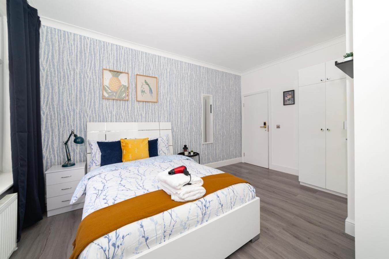 Two Bed Room Apartment (6 Guest)