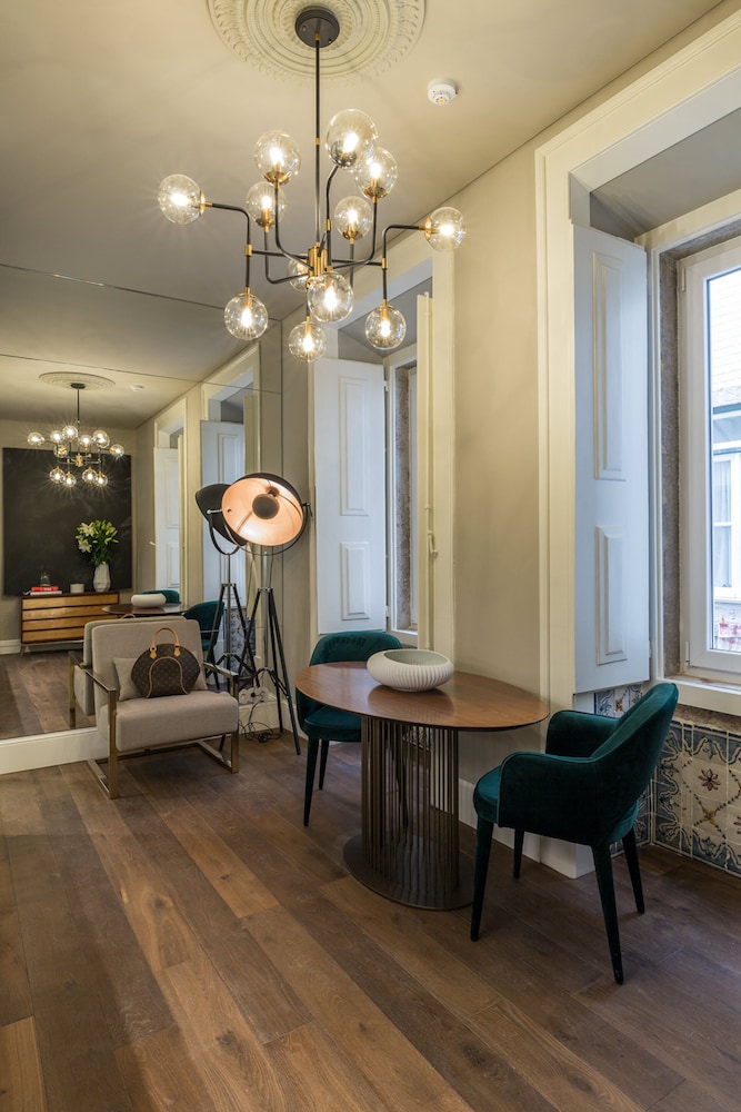Dare Lisbon House 60/73