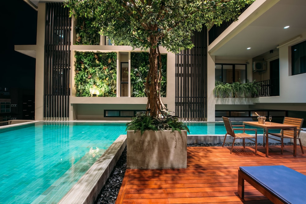 Mii Hotel Srinakarin 58/62