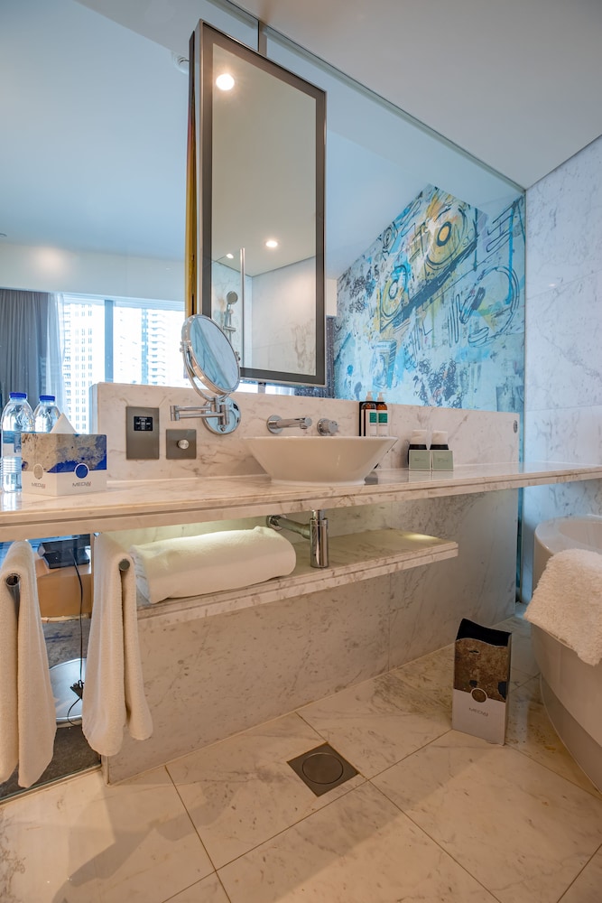 Media One Hotel Dubai, WorldHotels Crafted 80/97