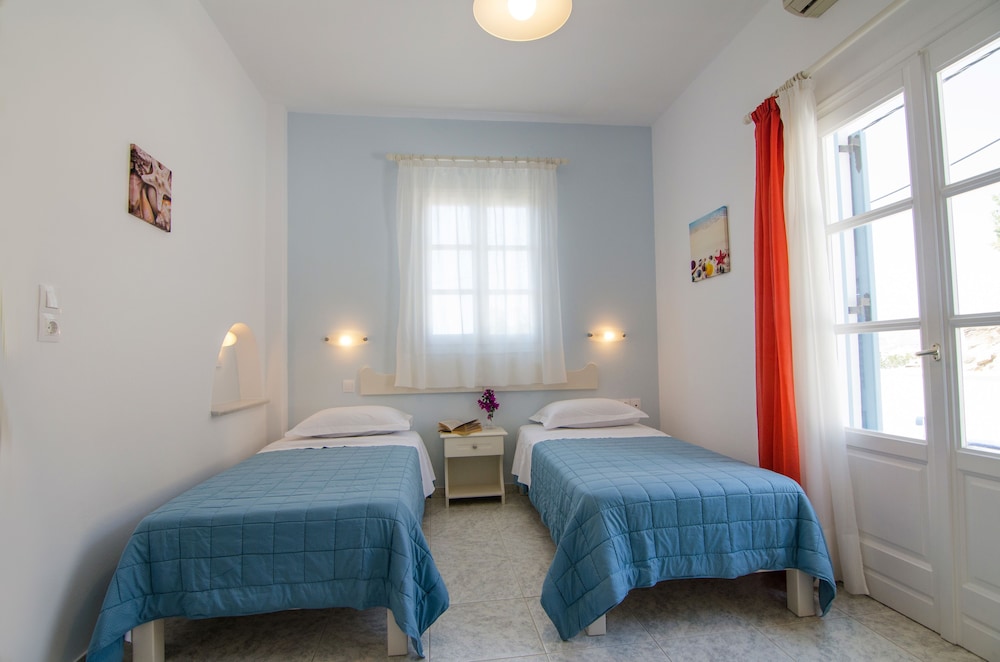 Athena Rooms 12/21