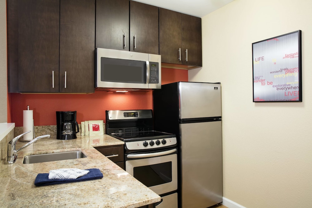 TownePlace Suites Orlando at Flamingo Crossings Town Center/Western Entrance 58/69