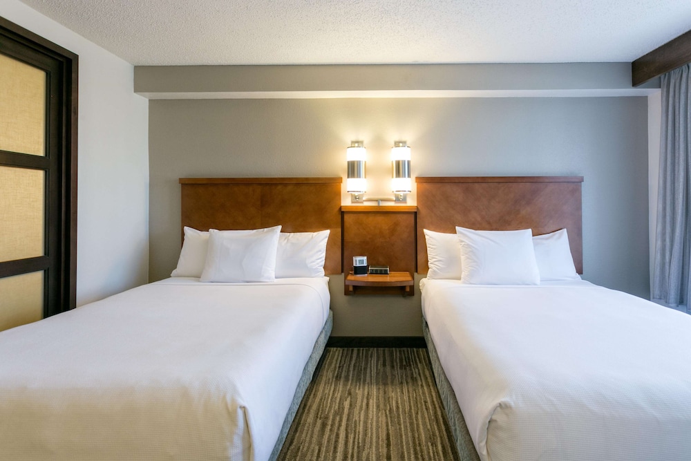 Hyatt Place Nashville/Franklin/Cool Springs 22/77
