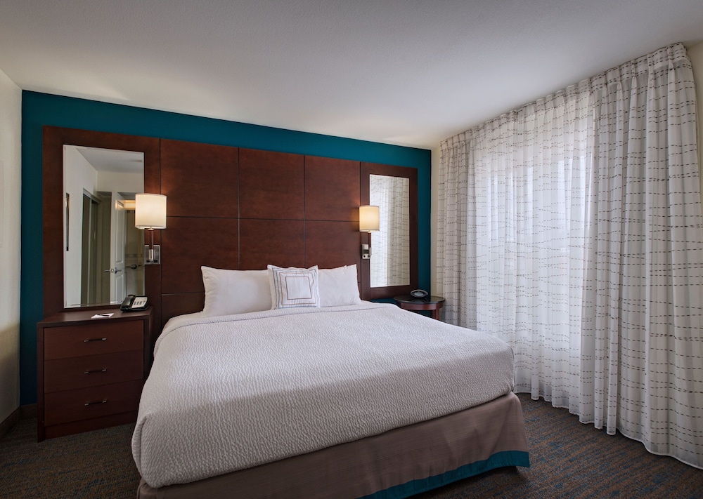 Residence Inn Bryan College Station 6/37