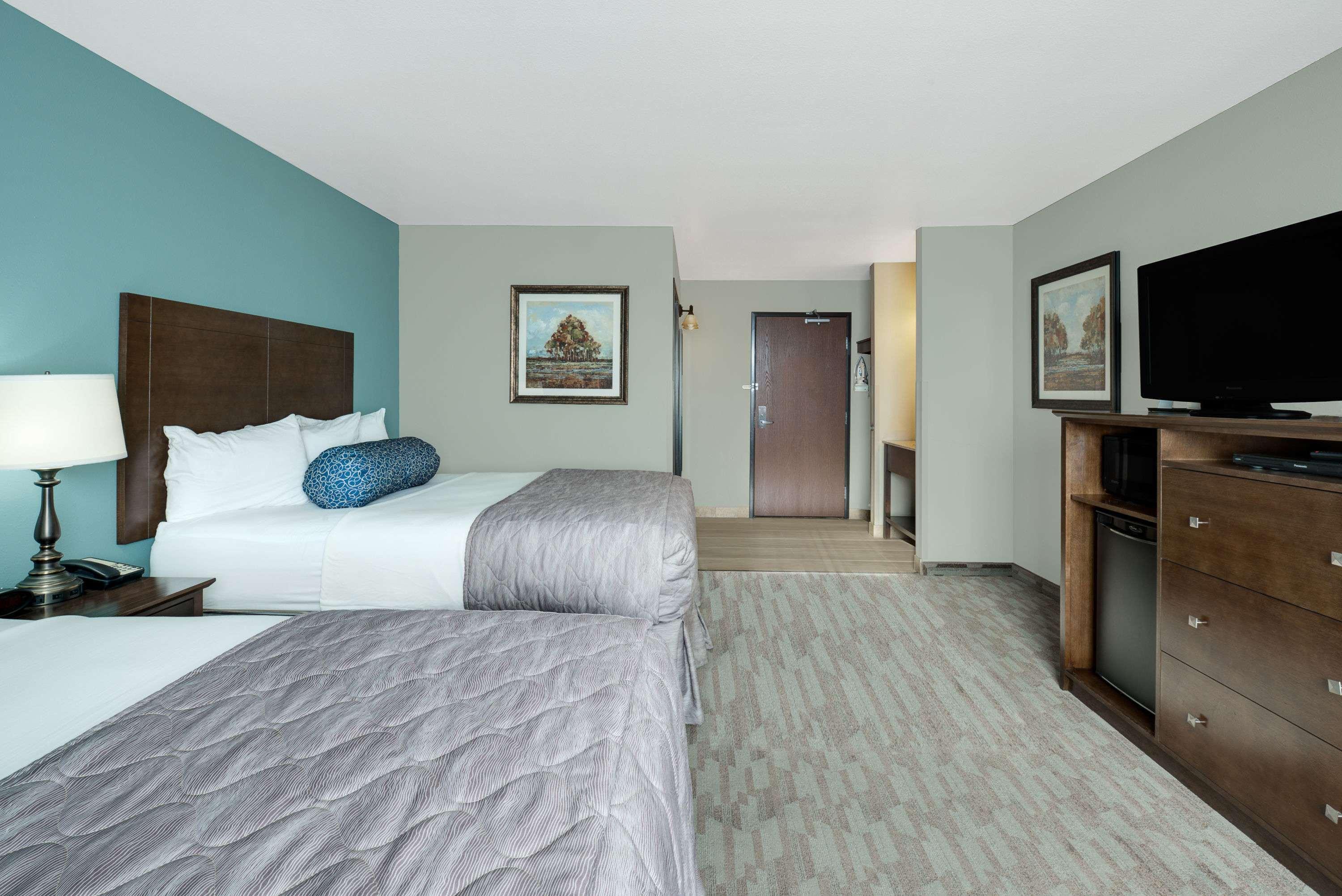 Room, 2 Queen Beds