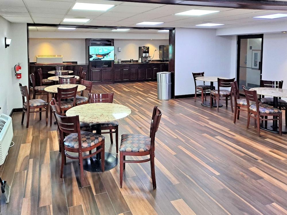Studio6 Suites Catonsville, MD – Baltimore West 35/57