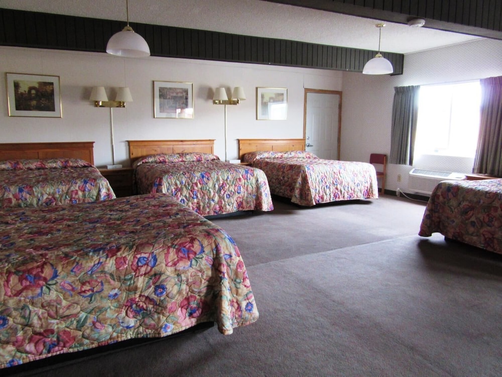 Yellowstone Country Inn 15/48