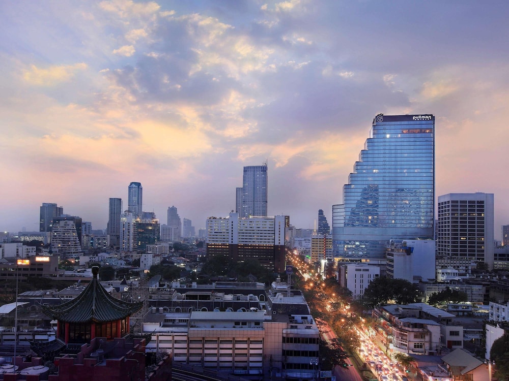 Pullman Bangkok Hotel G 71/75