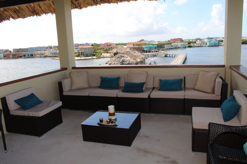 Lina Point Belize Overwater Resort 53/78