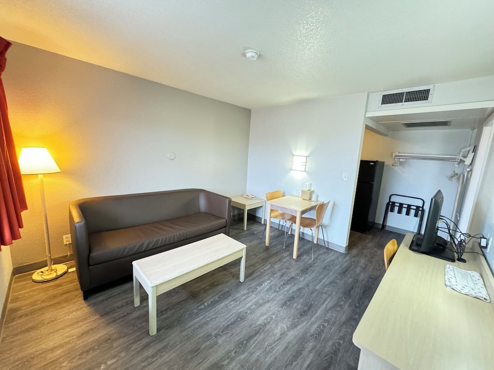 Studio6 Casper, WY 36/53