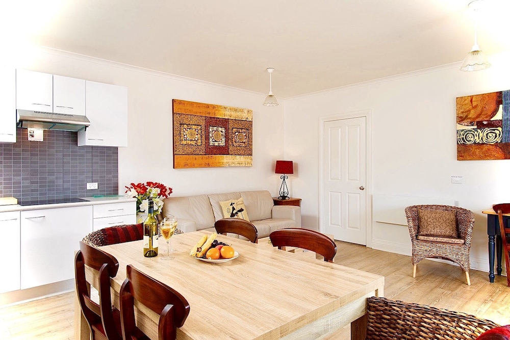 Kurrajong House Launceston 40/50