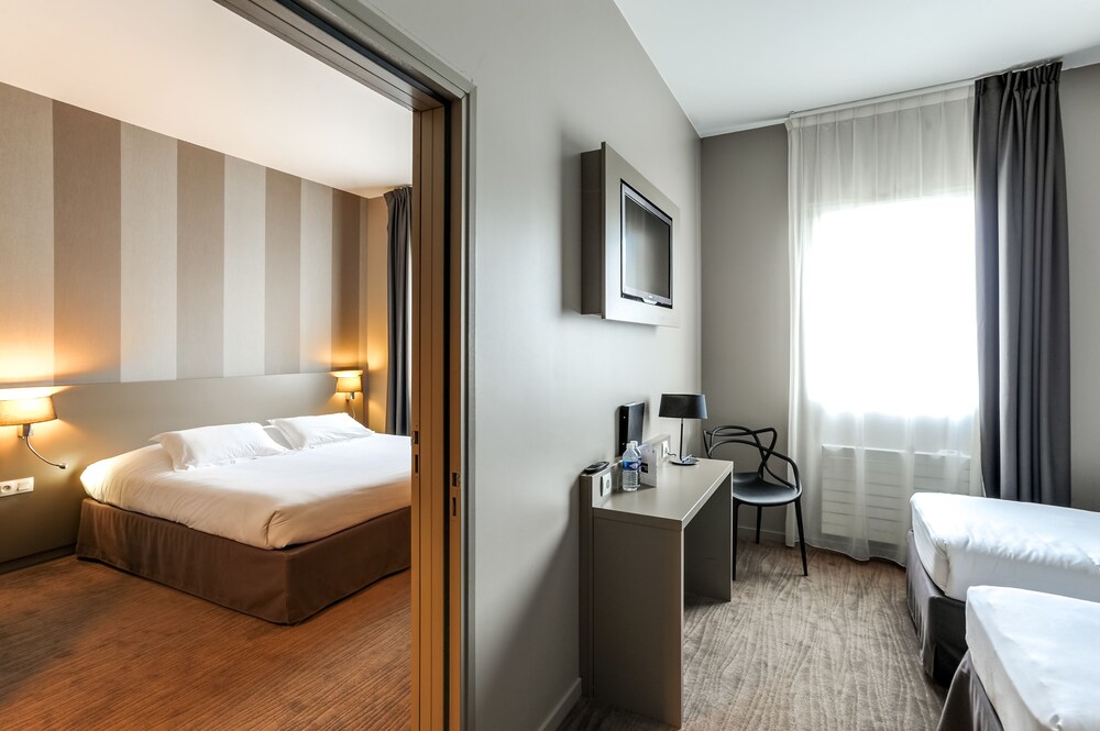 Brit Hotel Binic 18/60