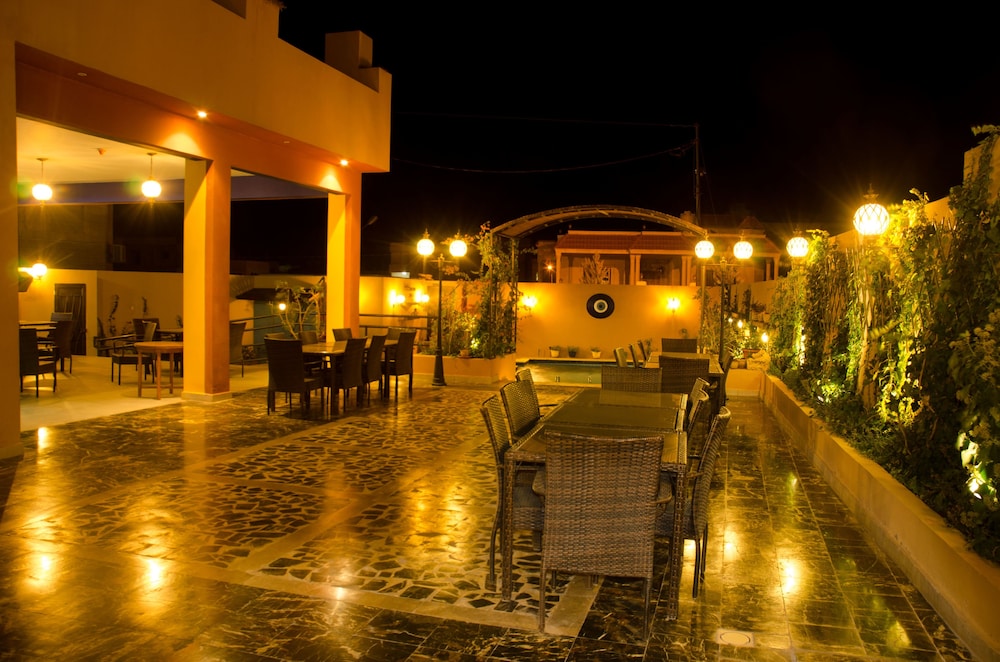 Grand Hotel Madaba 2/70