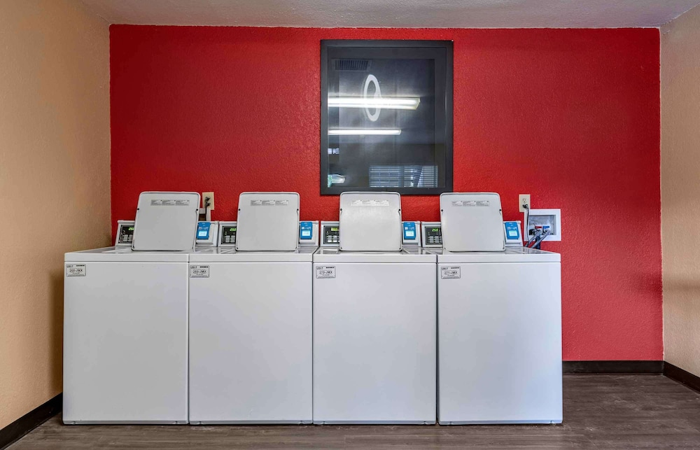 Extended Stay America - Lexington - Nicholasville Road 4/37