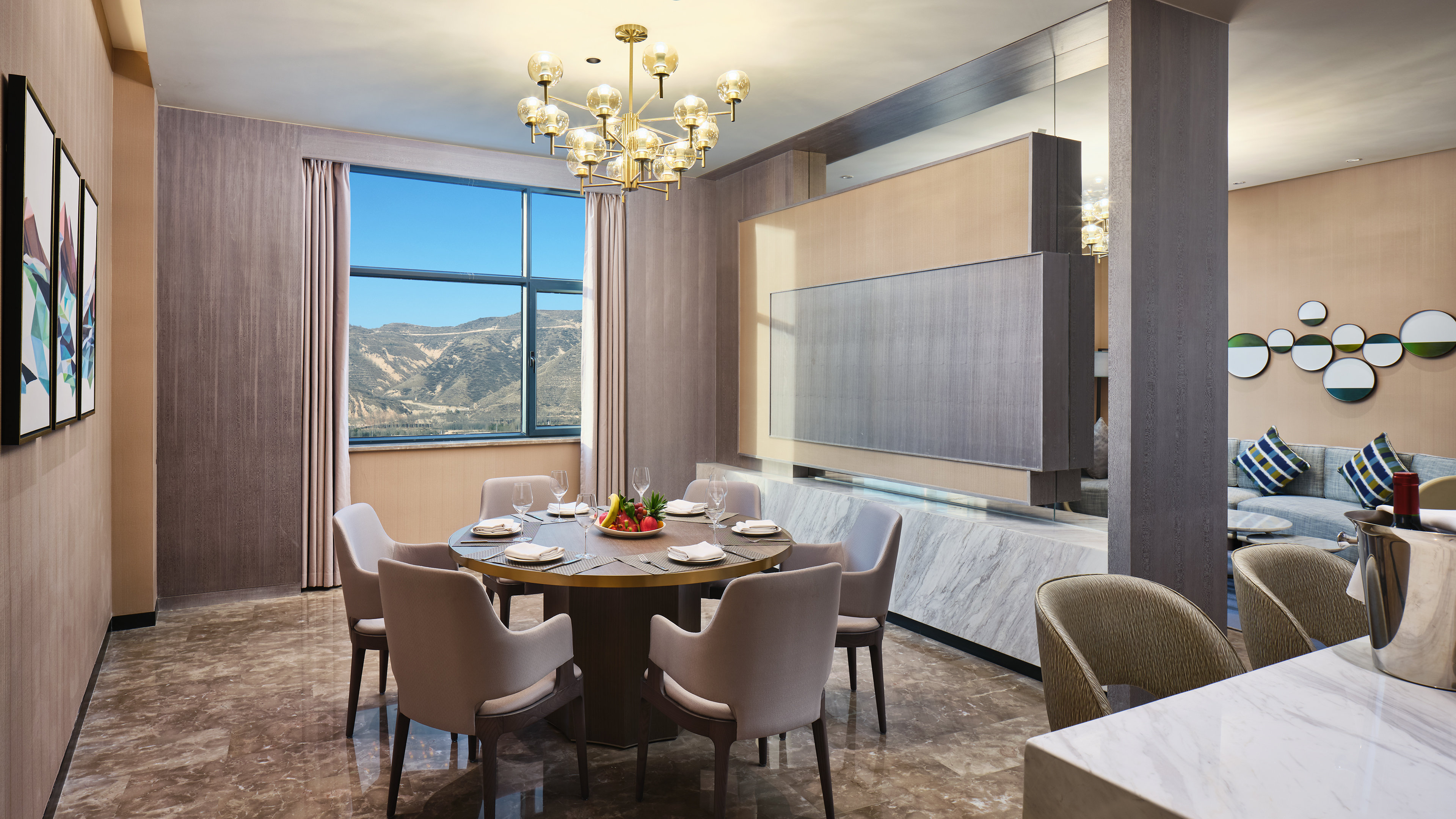 Holiday Inn Xining Hot-Spring 37/58