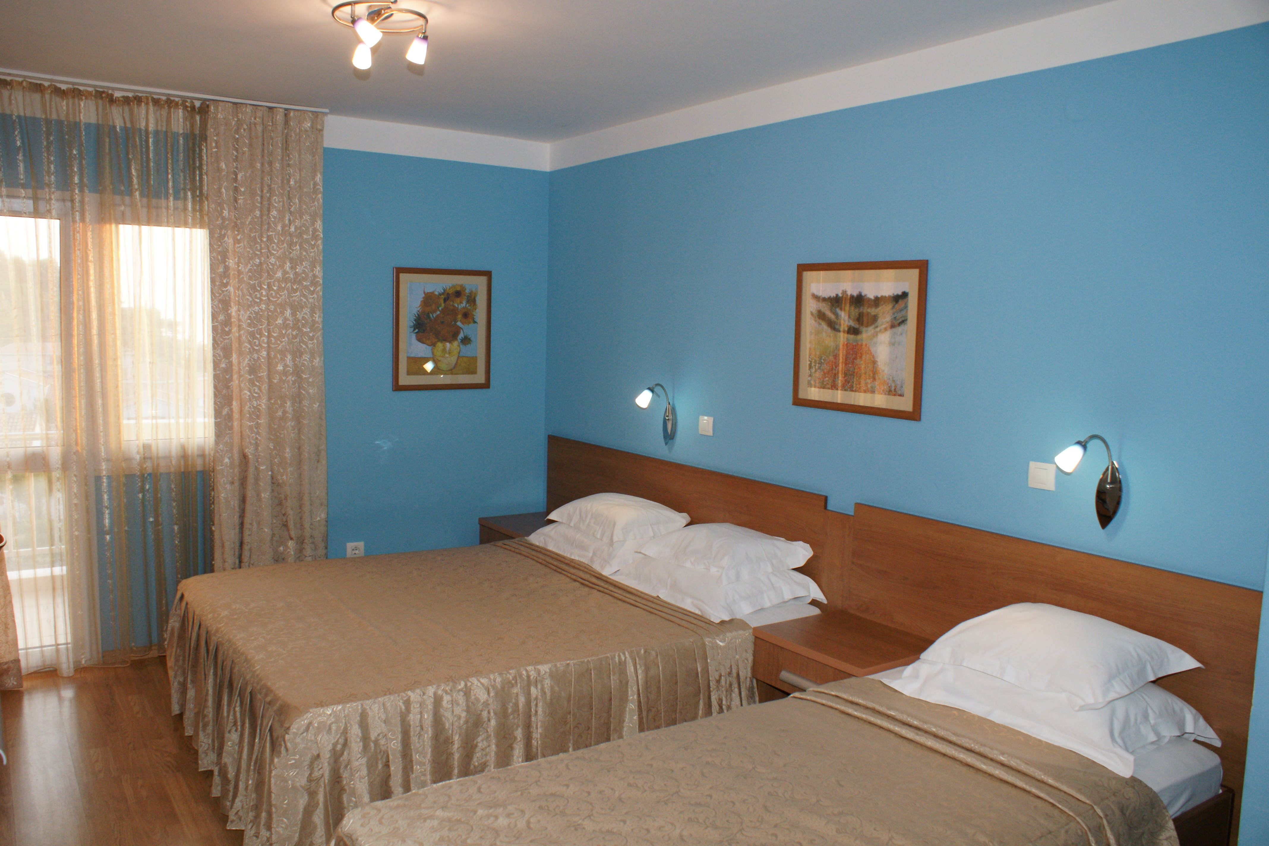 W Grand Petrovac 8/43