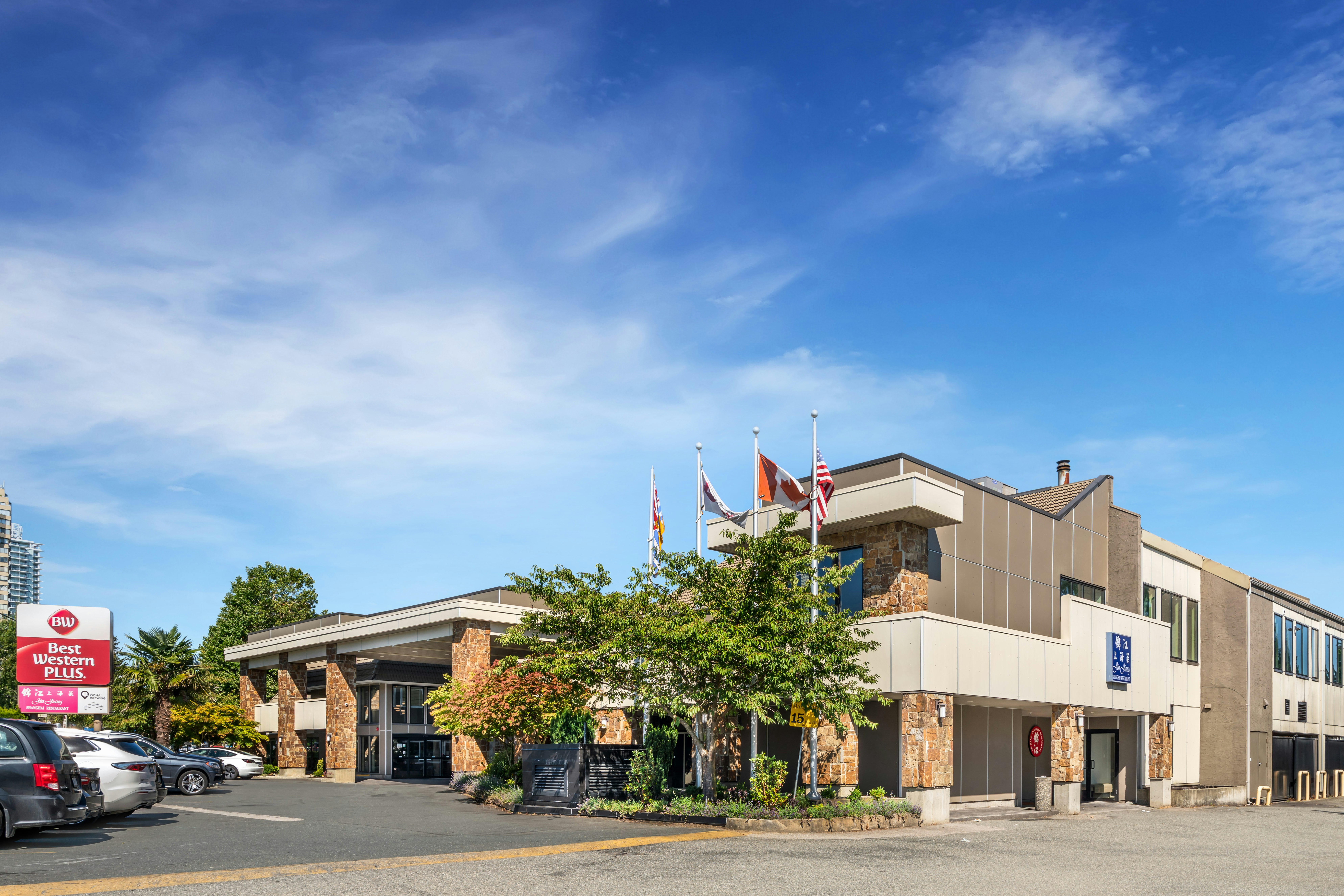 Best Western Plus Burnaby Hotel 70/76