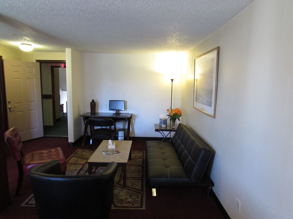 Kennewick Suites 34/58