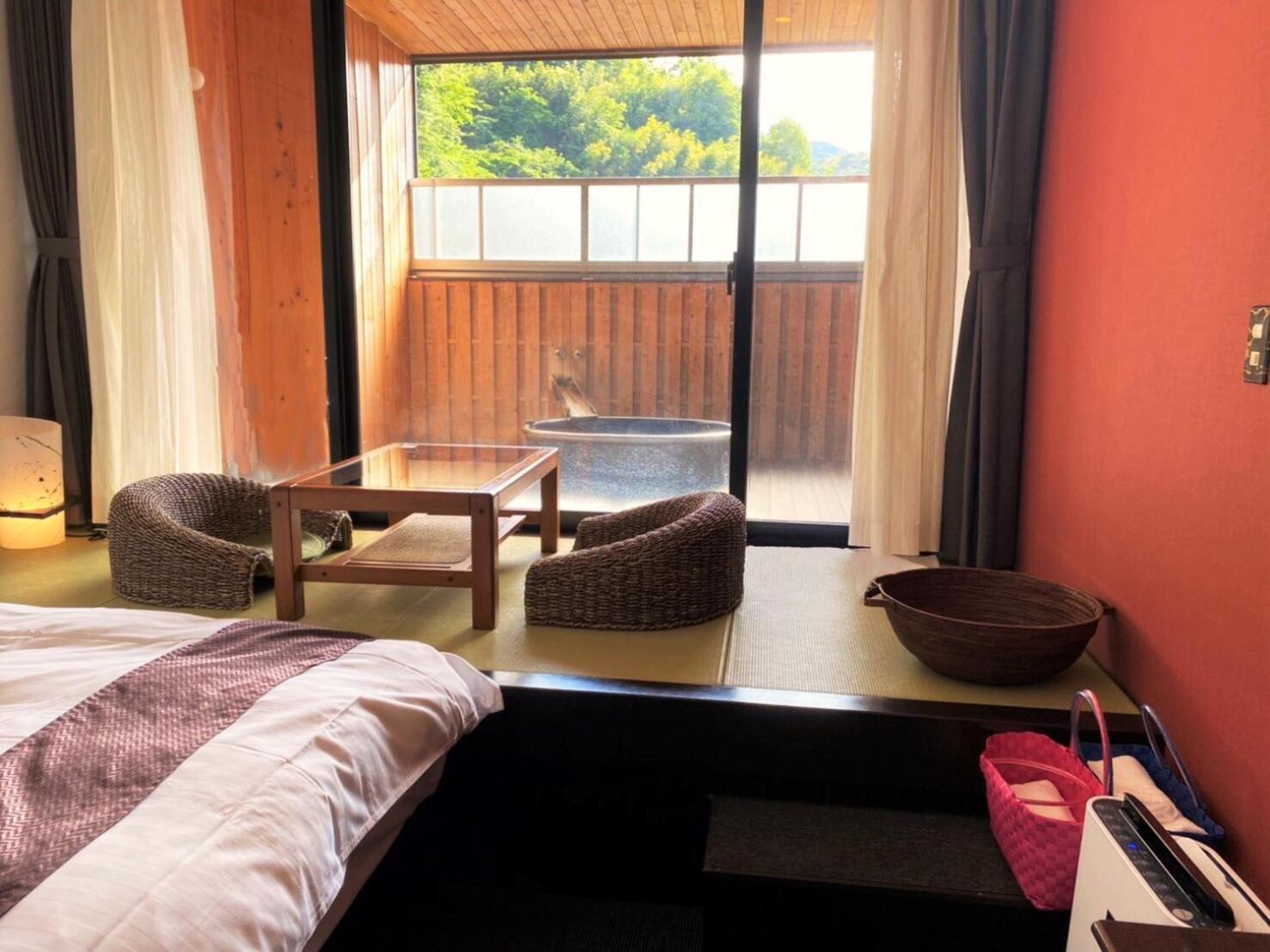 Deluxe, Twin Beds, Outdoor Bath