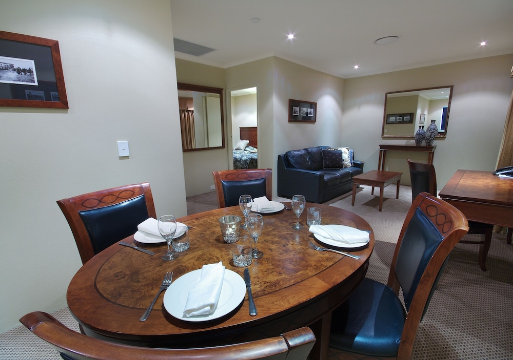Rydges Armidale 35/50