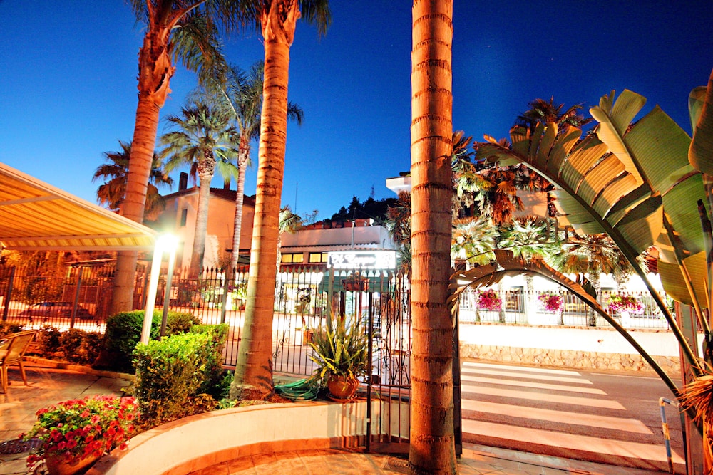 Hotel Ristorante Il Ceppo 25/70