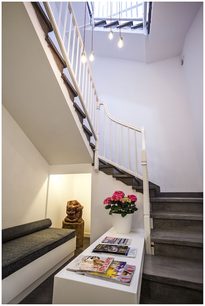 Cheap&Chic Hotel 48/72
