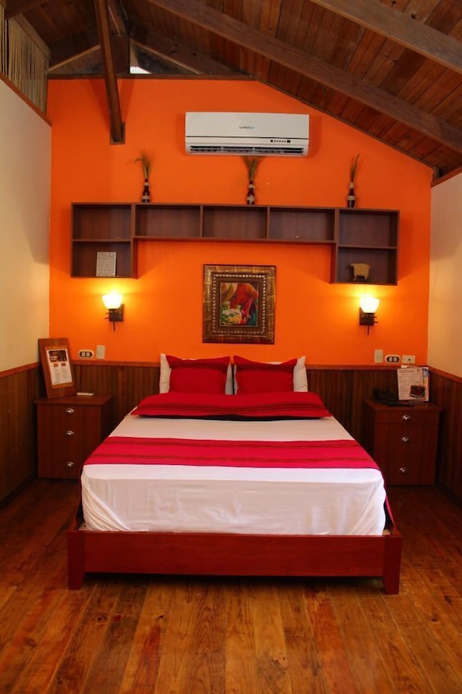 Mayan Hills Hotel 12/39