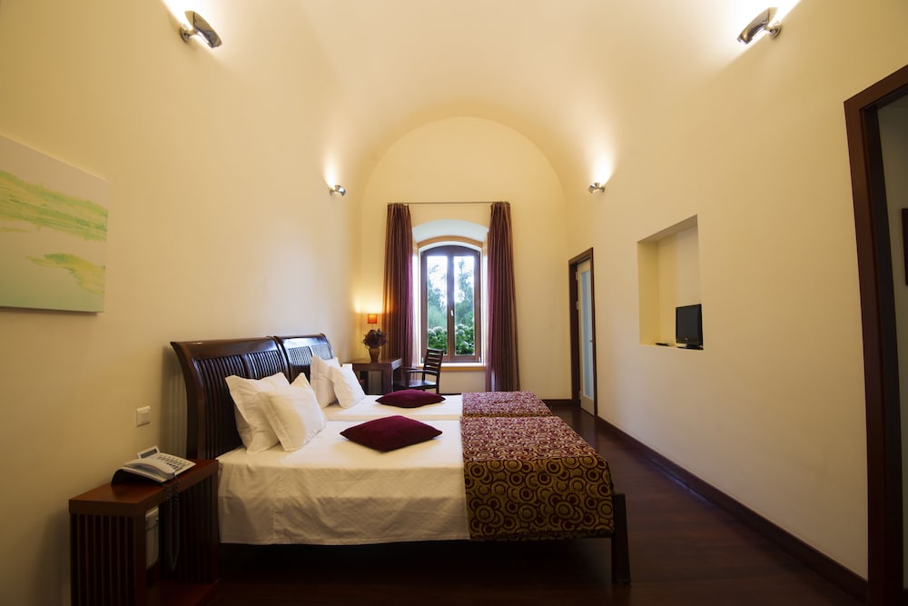 Alentejo Star Hotel 7/48