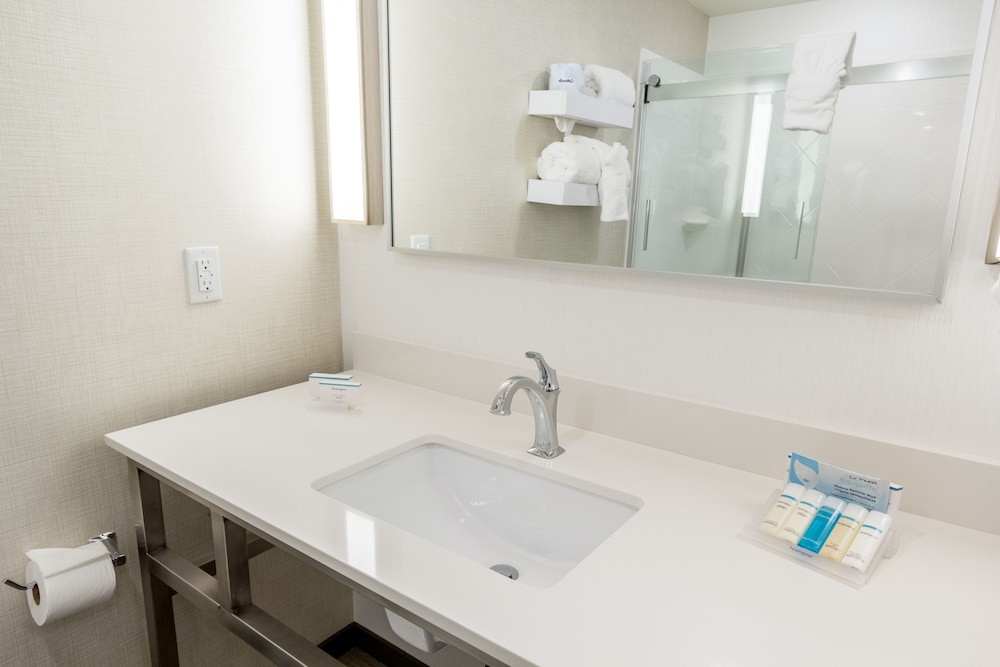 HILTON GARDEN INN SALINA 17/51