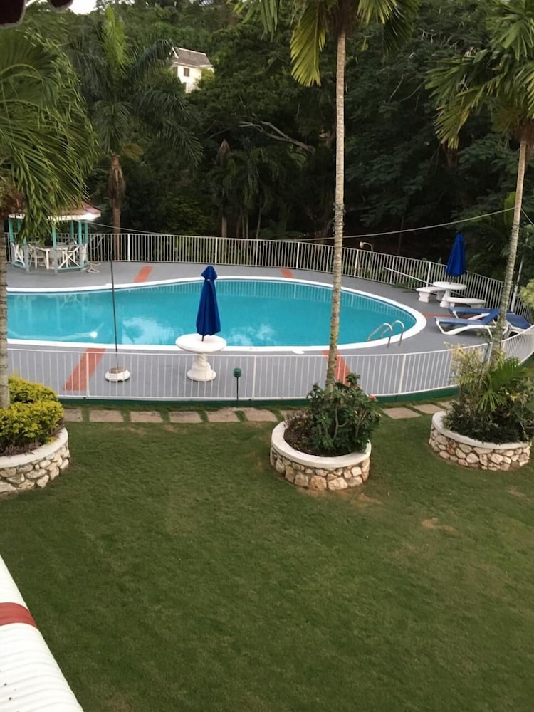 Silver Creek Resort 40/50