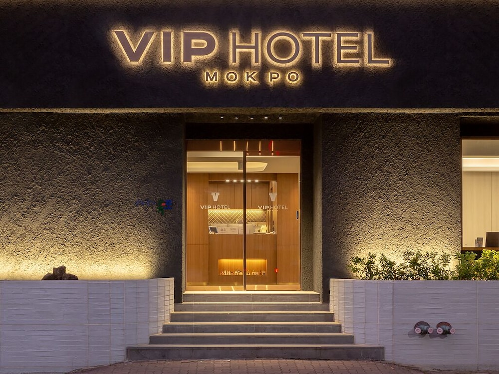 Vip Hotel Mok-Po 5/59