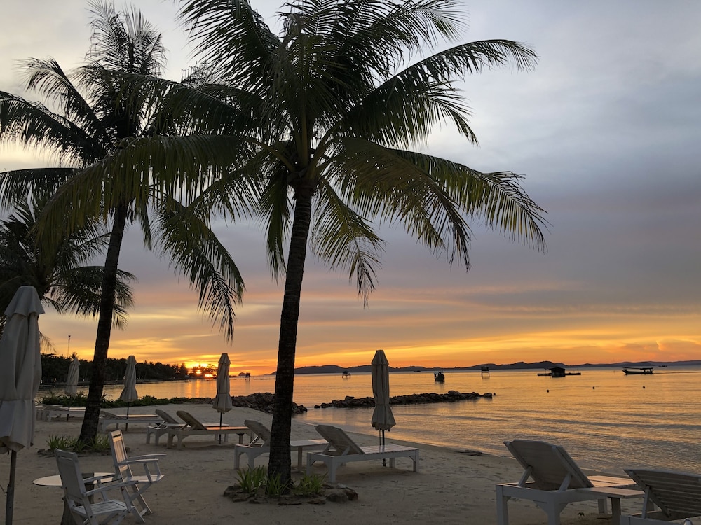 Gold Coast Phu Quoc Resort 52/68