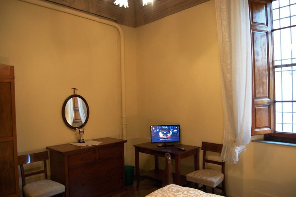 Antica Piazza Dei Miracoli 7/45