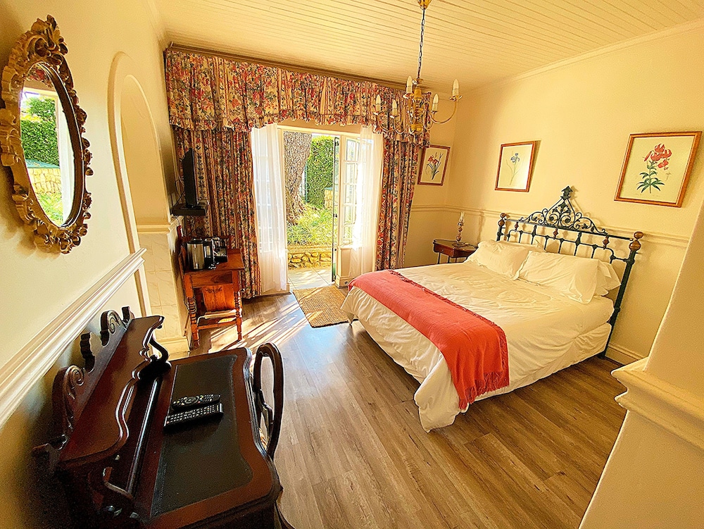 Sherwood's Country House 3/50