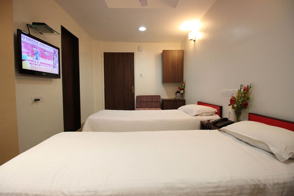 Hotel Airlines International 12/22