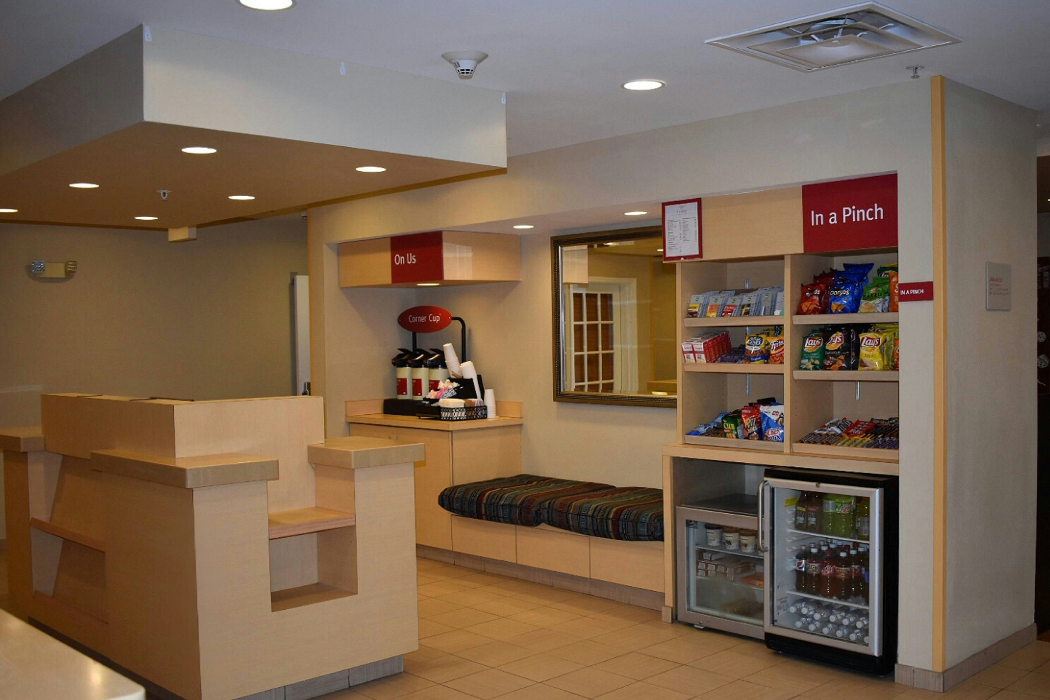 TownePlace Suites Republic Airport Long Island/Farmingdale 23/37