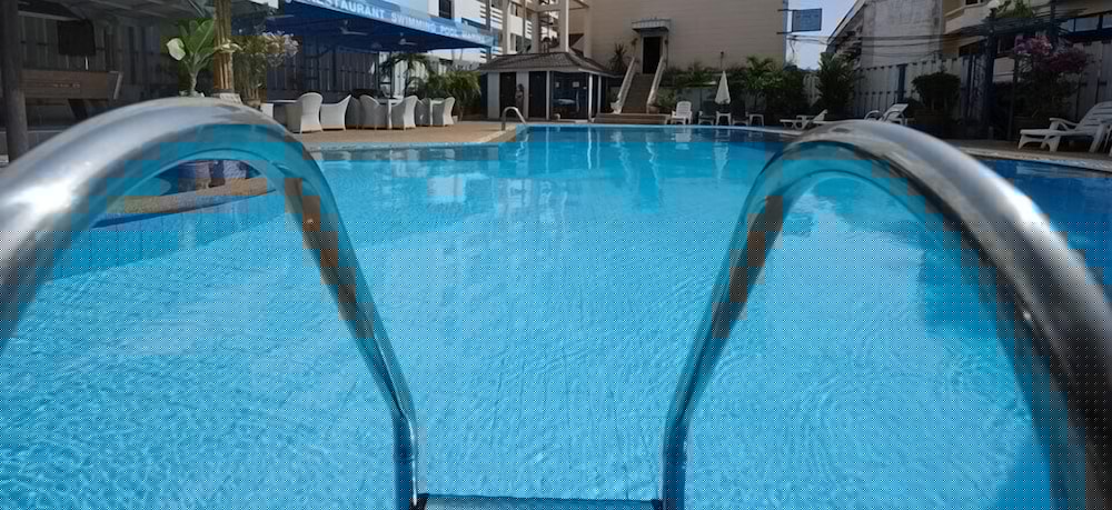 Marina Inn Pattaya 7/16