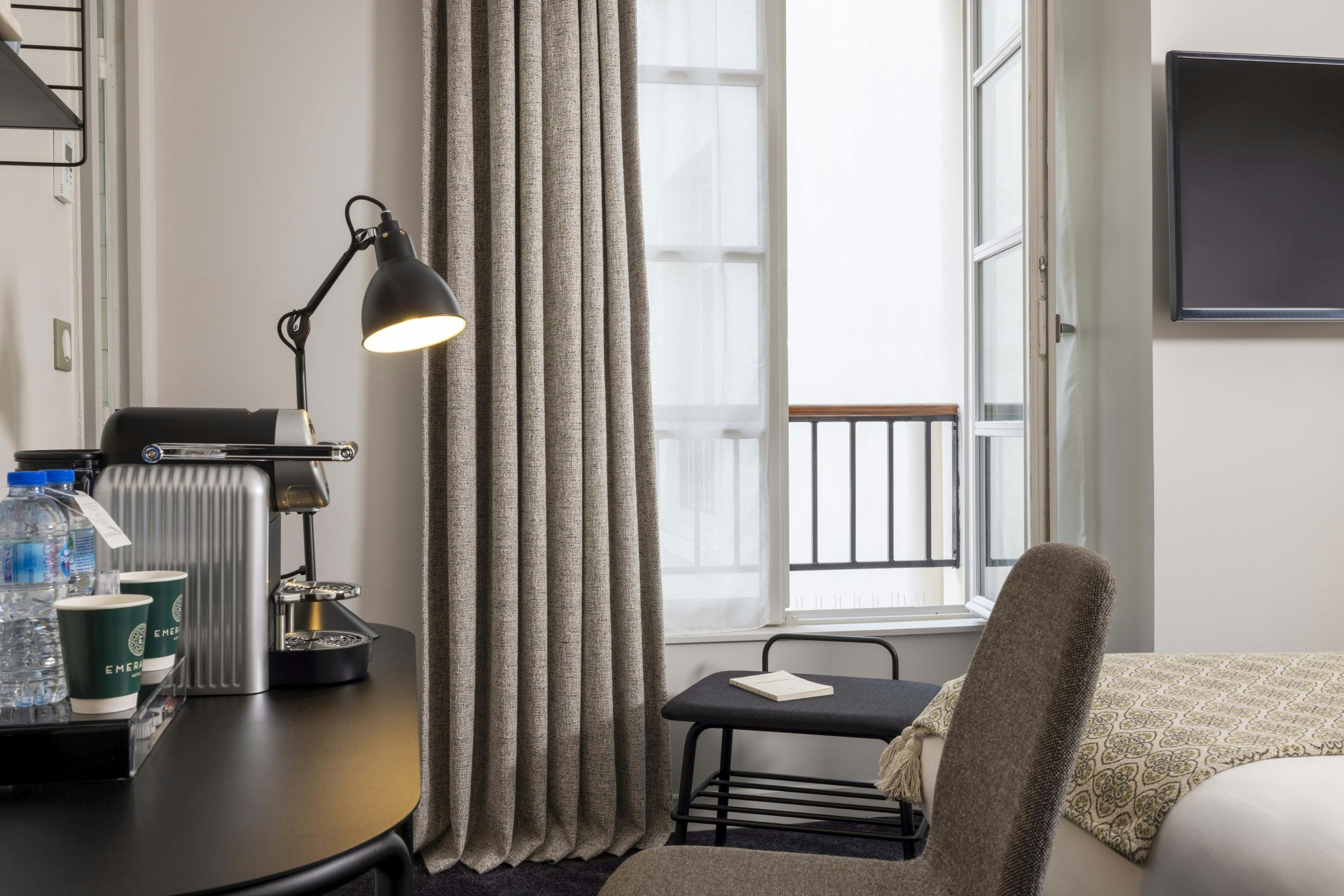 Helios Opera Hotel 68/69