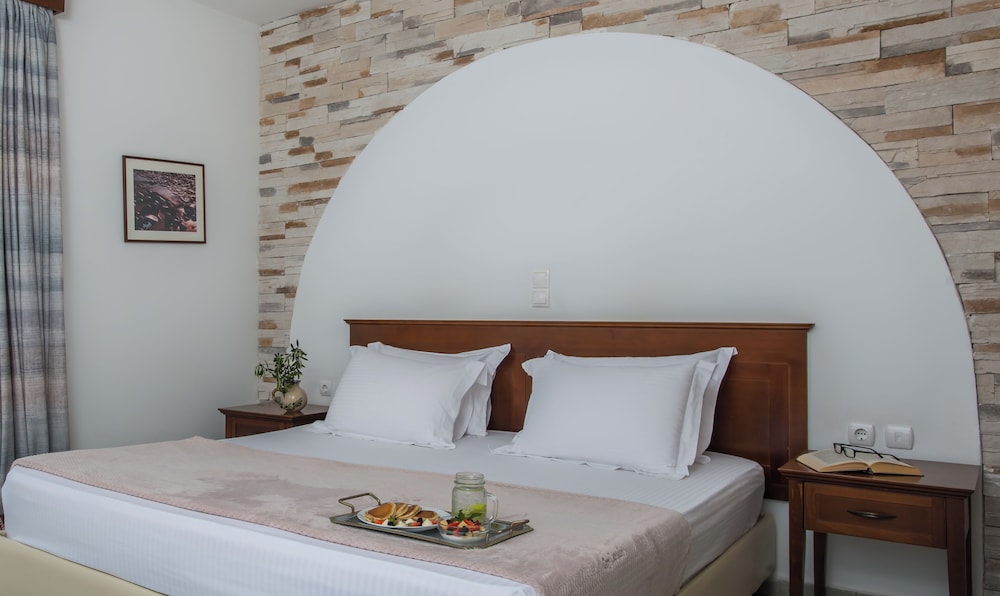Naxos Palace 9/49