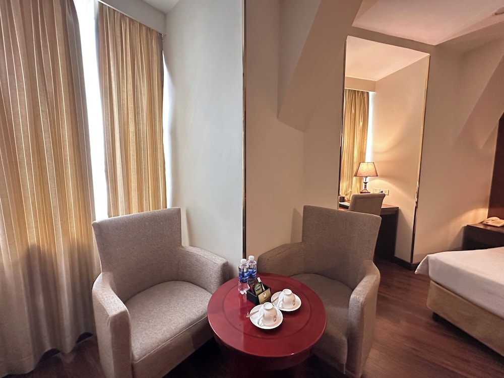 Hotel Nesta Hanoi 32/50