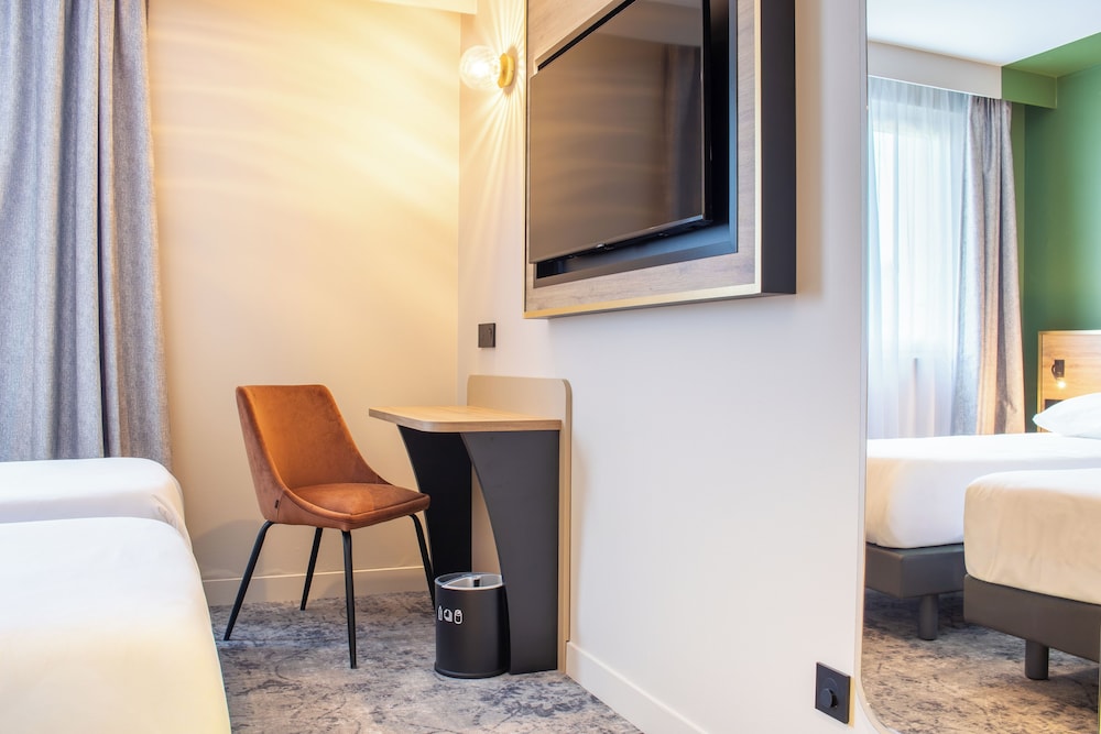 Brit Hotel Cahors Le Valentre 46/70