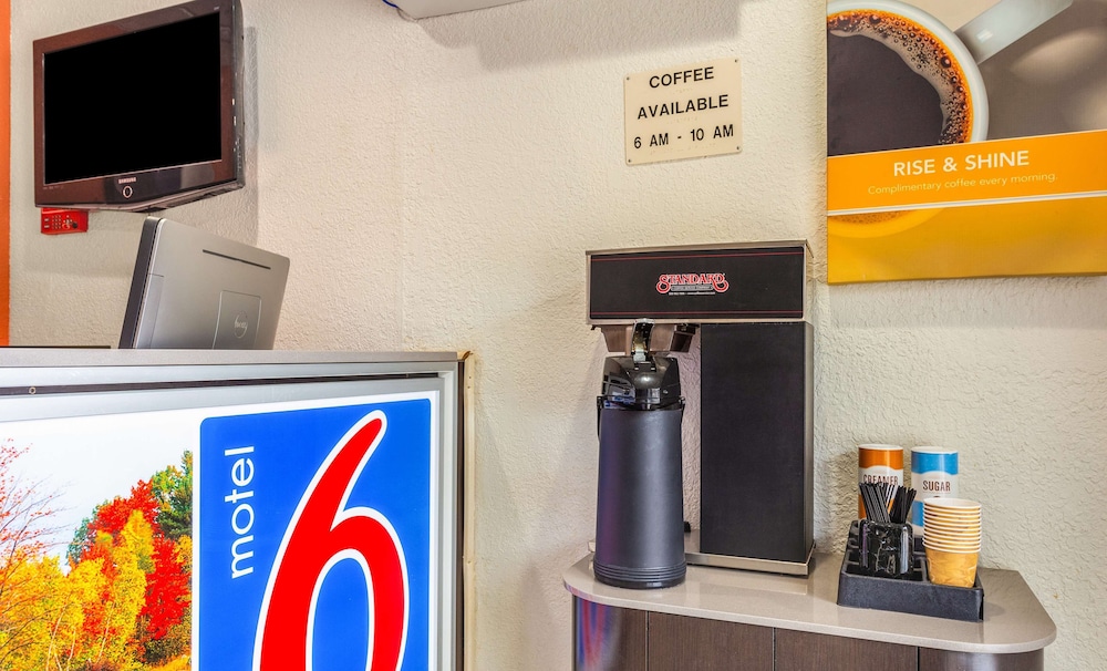 Motel6 Huntington, WV 44/51