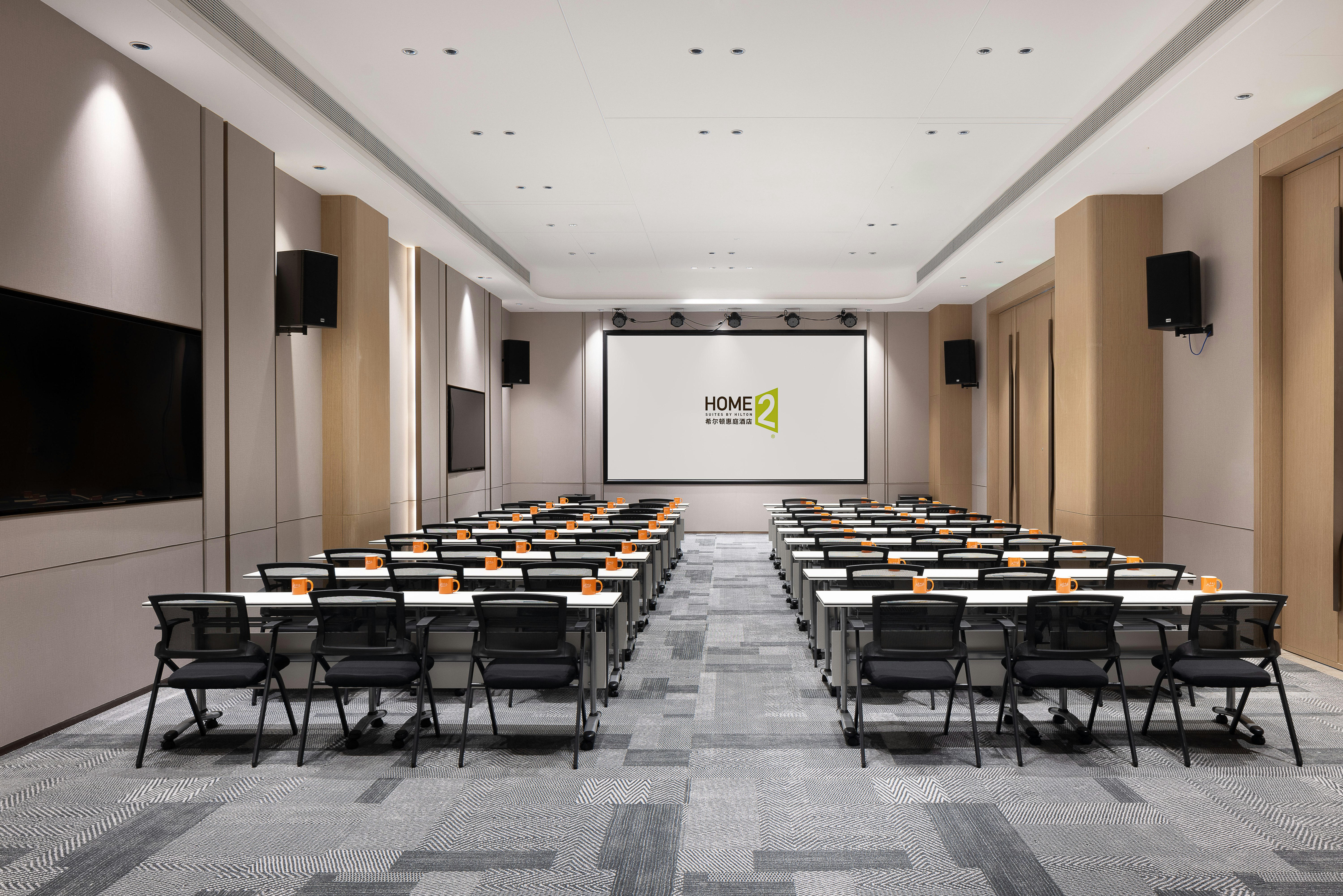 Home2 Suites by Hilton Xingyi Jushan Plaza 48/60