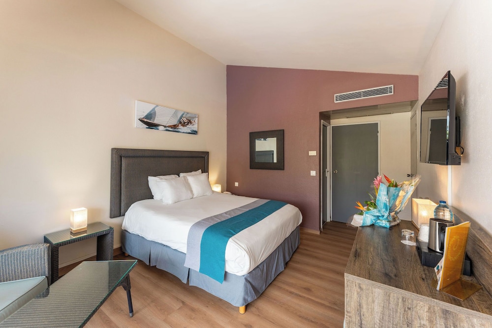 Hotel Fleur Depee 24/74